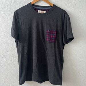 Penquin by Munsingwear Men's L Gray Tee‎ Red Plaid Pocket T-Shirt